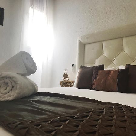Bromham Apartment Sevilla Buitenkant foto